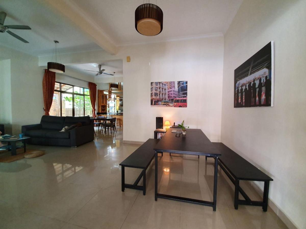 Eden Cosy Living Apartment Batu Ferringhi Exterior photo